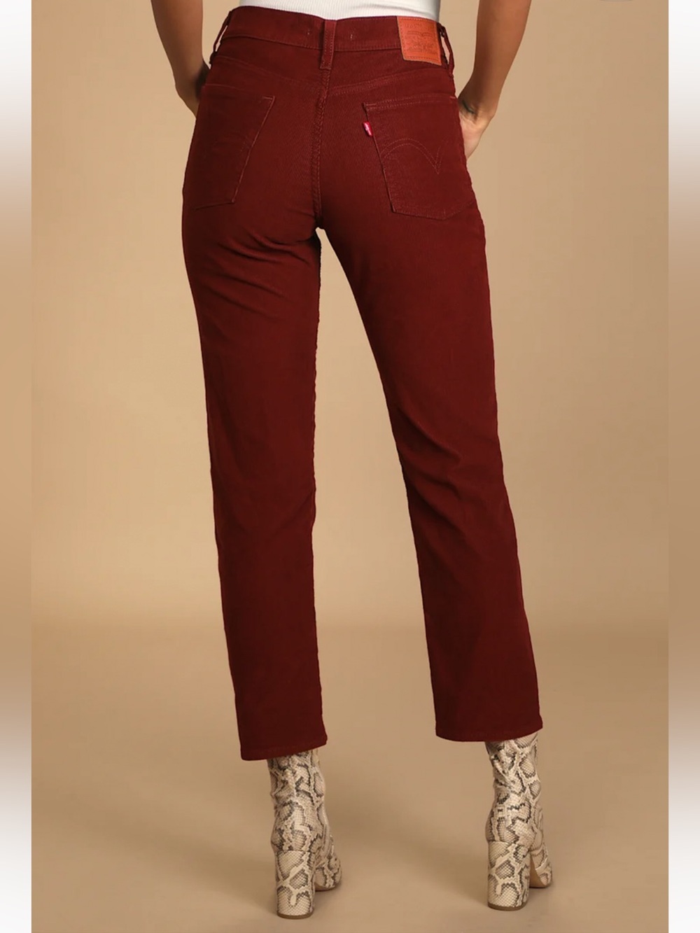 LEVI’S Wedgie Straight Corduroy Pants